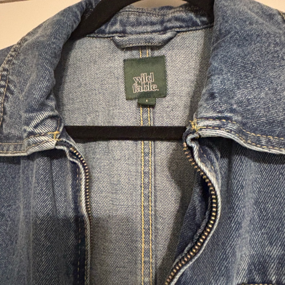 Classic Denim Jacket wild Fable oversized small - Picture 3 of 5